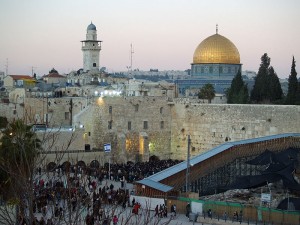 The Temple Mount and the Western Wall. Photo: David Shankbone.