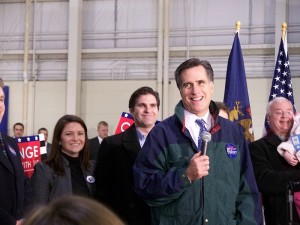 800px-January_2008_Mitt_Romney_Campaign_Rally
