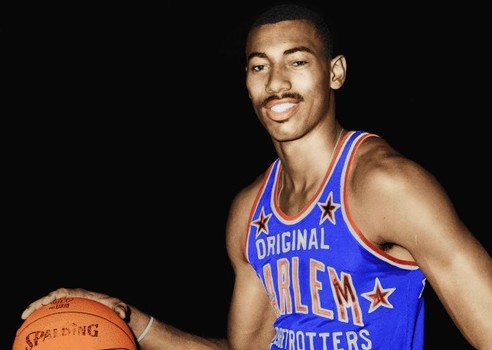 Wilt_Chamberlain_harlem-e1381708235639.jpg