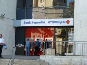 Bank Hapoalim in Jerusalem's Zion Square. Photo: Djampa / WikiCommons.