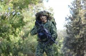 Soldier wearing Fibrotex camouflage system. Photo: Fibrotex.
