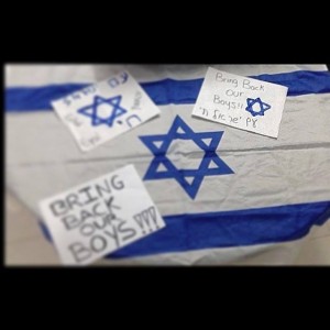 Omri Caspi, Israeli celebs join #bringbackourboys 