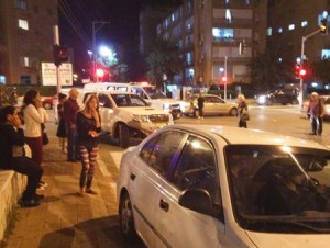 The aftermath of the stabbing attack in Netanya Monday evening.  Photo: Israel Police.