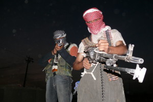 Armed anti-American insurgents in Iraq in 2006. Photo: Wikipedia.