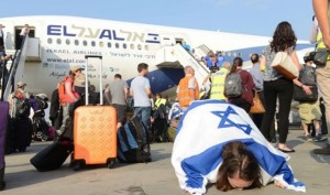 Record numbers of aliyah were registered in 2015. Photo: Nefesh B'Nefesh.