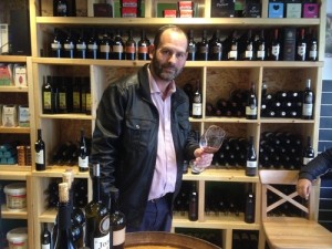 Har Bracha Winery owner Nir Lavie at his soon-to-be-opened store in Tel Aviv. Photo: Orit Arfa.