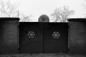Entrance to graves for victims of Kaufering IV.
