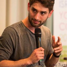 loYJBfao_400x400