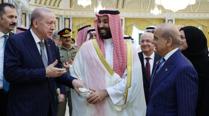 La Turquie dévoile ses plans pour un pacte de défense avec le Pakistan et l'Arabie saoudite